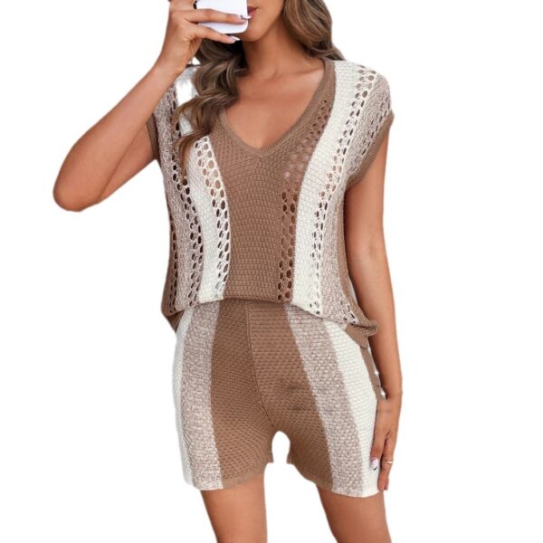 Women's Fashion Casual Shorts V-neck Two-piece Suit - Image 3